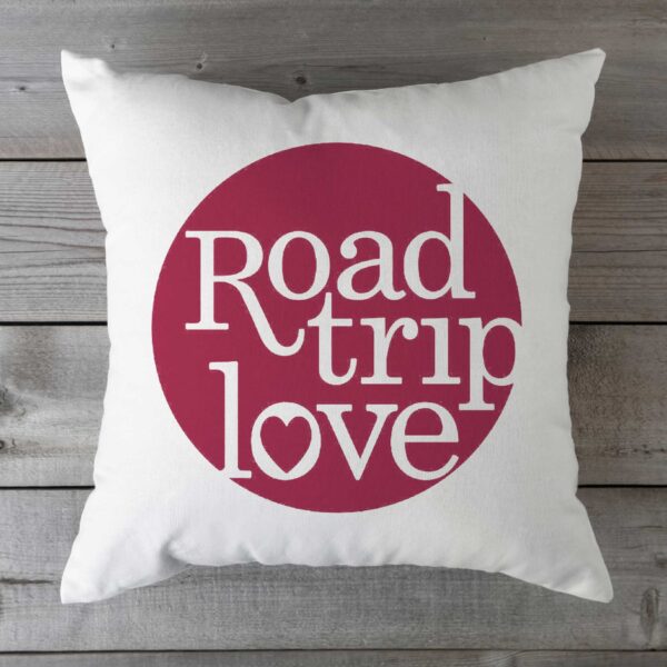 RoadtripLove Kissen mit Himbeerrot – Bild 2