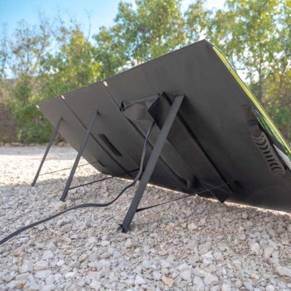 Strom erzeugen mit faltbarem Solar Modul Camping