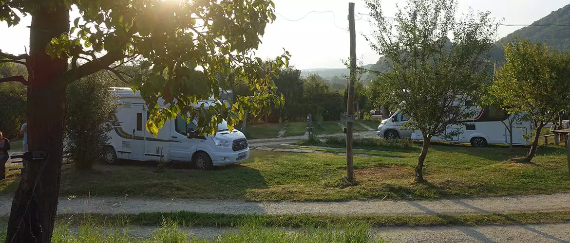 Campingplatz Ananas Rumänien Wohnmobil Van