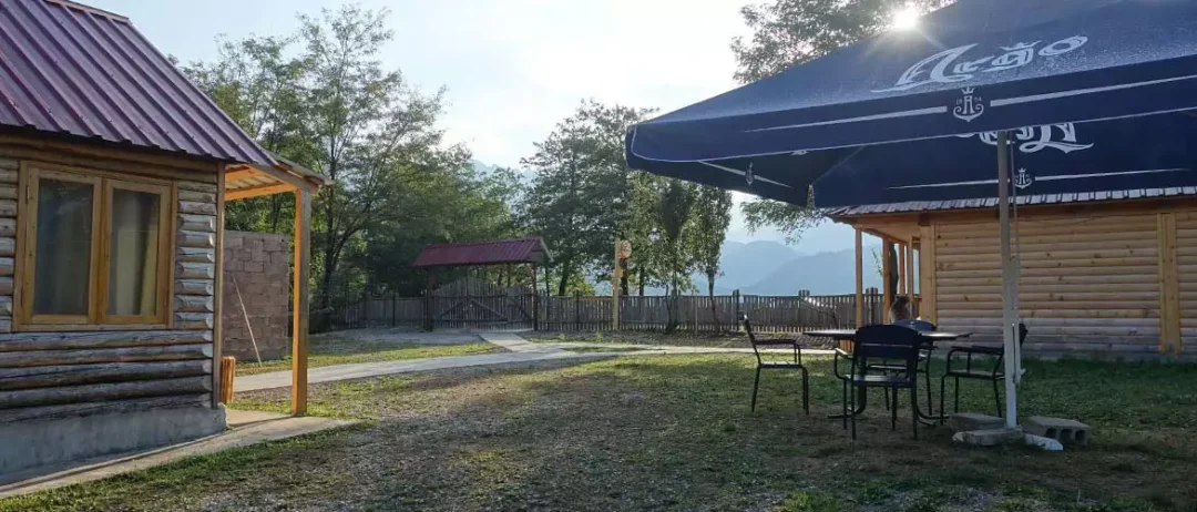 Campingplatz Enguri Stausee Georgien