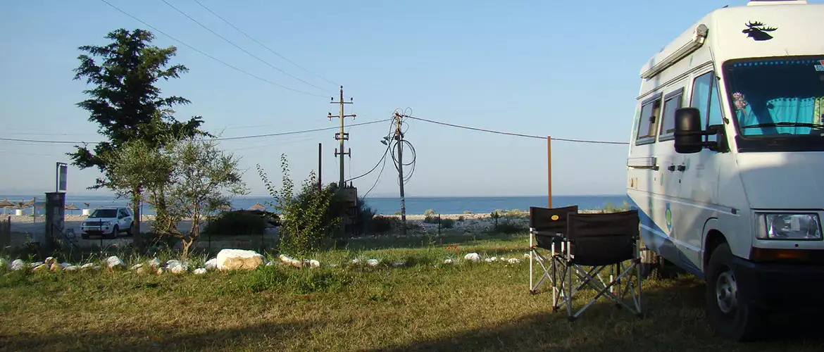 Wohnmobil Van Campingplatz Albanien