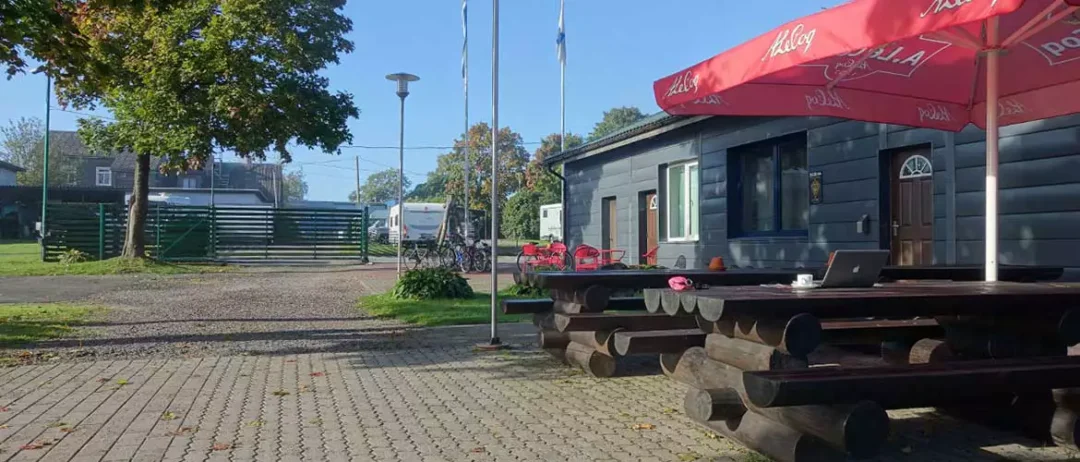 Campingplatz Wohnmobil Van Pärmu Estland