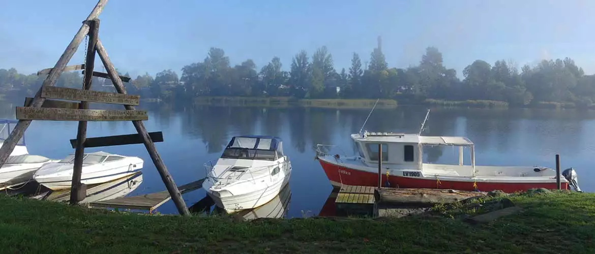 Campingplatz Wohnmobil Van Pärmu Estland