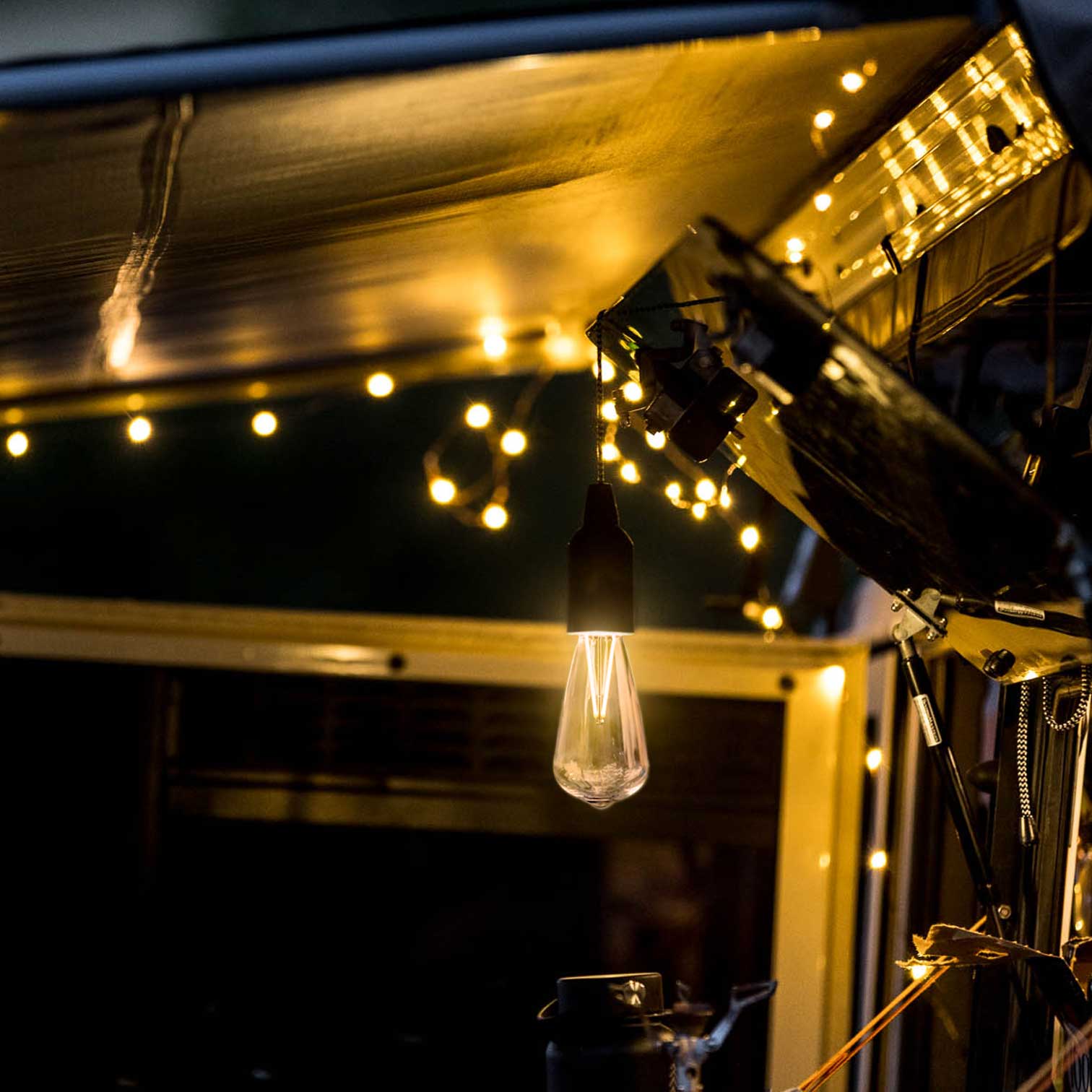 Dimmbare Lichterkette von The Sunnyside ist mein Must-have Campingzubehör und perfektes Geschenk für Camper