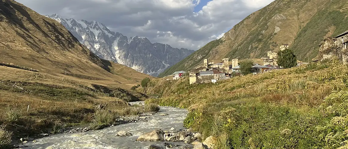 Alleinreise nach Georgien im Van