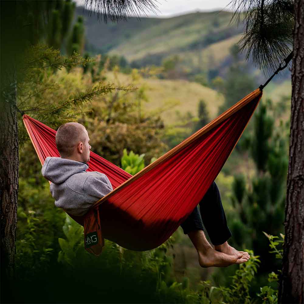 Leichte und kompakte Hängematte für Camping, Roadtrip und Vanlife