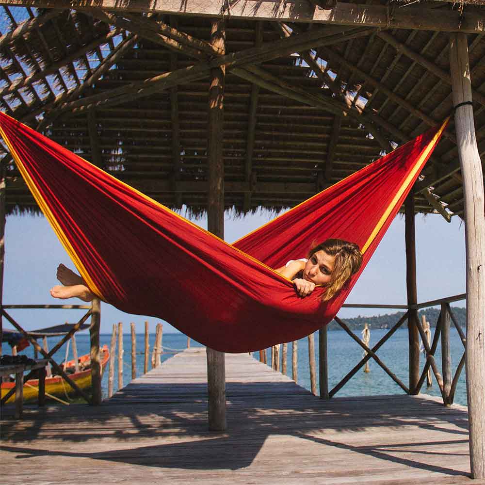 Leichte und kompakte Hängematte für Camping, Roadtrip und Vanlife