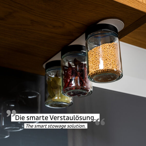 Magnetische Gewürzgläser im Wohnmobil und Van