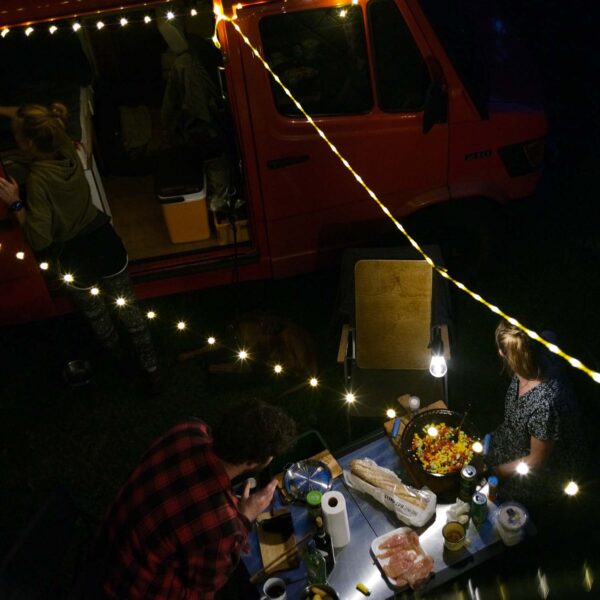 Leuchtendes Tau von The Sunnyside für amping, Roadtrip und Vanlife im Wohnmobil oder Van