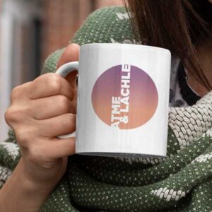 RoadtripLove Keramiktasse für Camping, Roadtrip mit Atme und Lächle