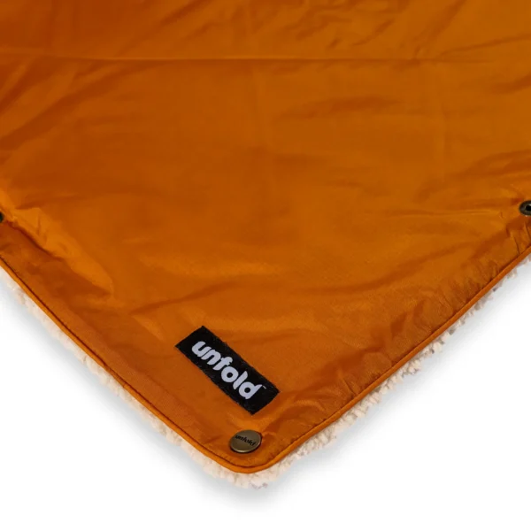 Nachhaltige Kuscheldecke für Camping & Outdoor – Bild 7